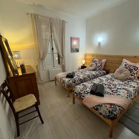 La Maison Auguste - Vue Imprenable Sur La Cite Holiday home *