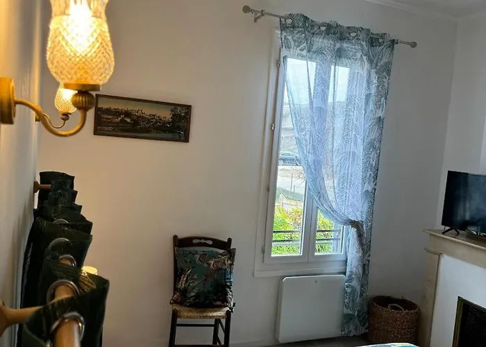 La Maison Auguste - Vue Imprenable Sur La Cite Feriehus *